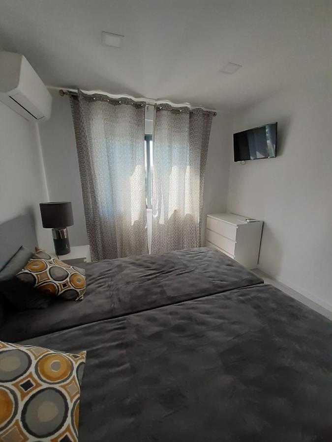 Lisbon Tagus River 2 Suites Private Pool D Алмада Екстериор снимка