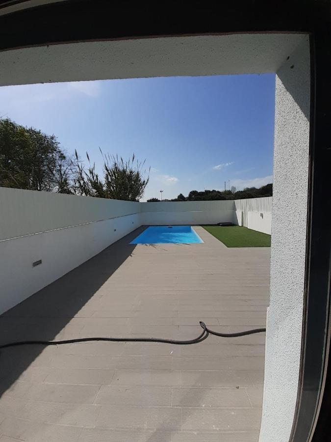 Lisbon Tagus River 2 Suites Private Pool D Алмада Екстериор снимка